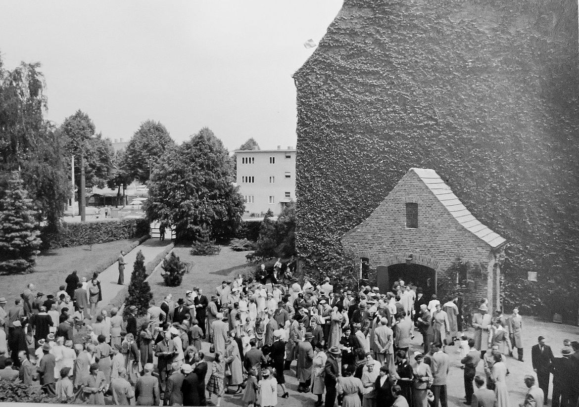 Eingang 1955